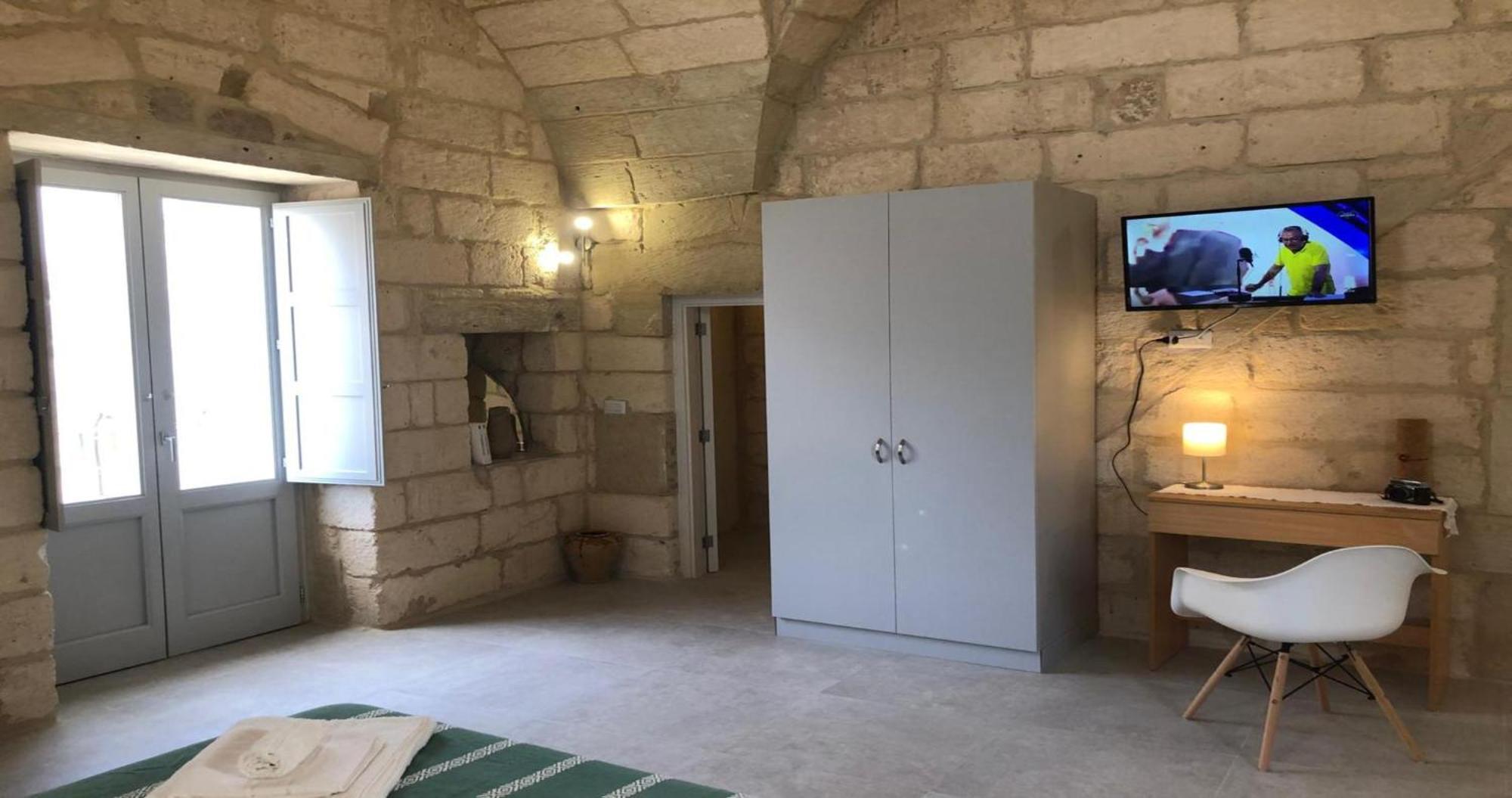 Odegos Monolocali Vico Sant'Antonio Villa Carpignano Salentino Exteriör bild