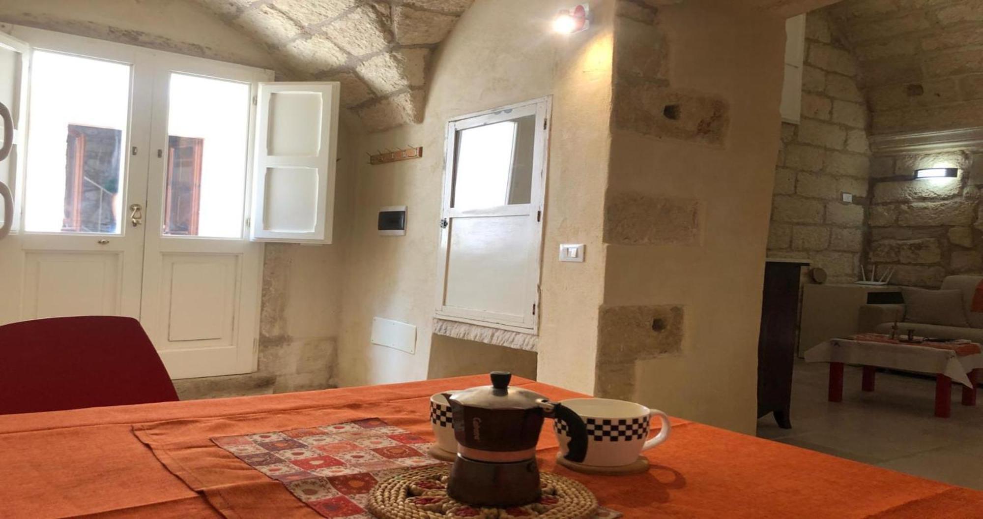Odegos Monolocali Vico Sant'Antonio Villa Carpignano Salentino Exteriör bild