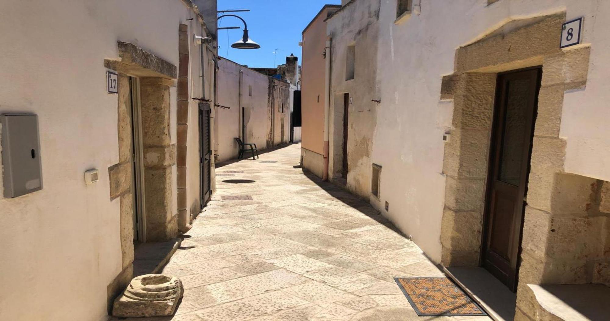 Odegos Monolocali Vico Sant'Antonio Villa Carpignano Salentino Exteriör bild