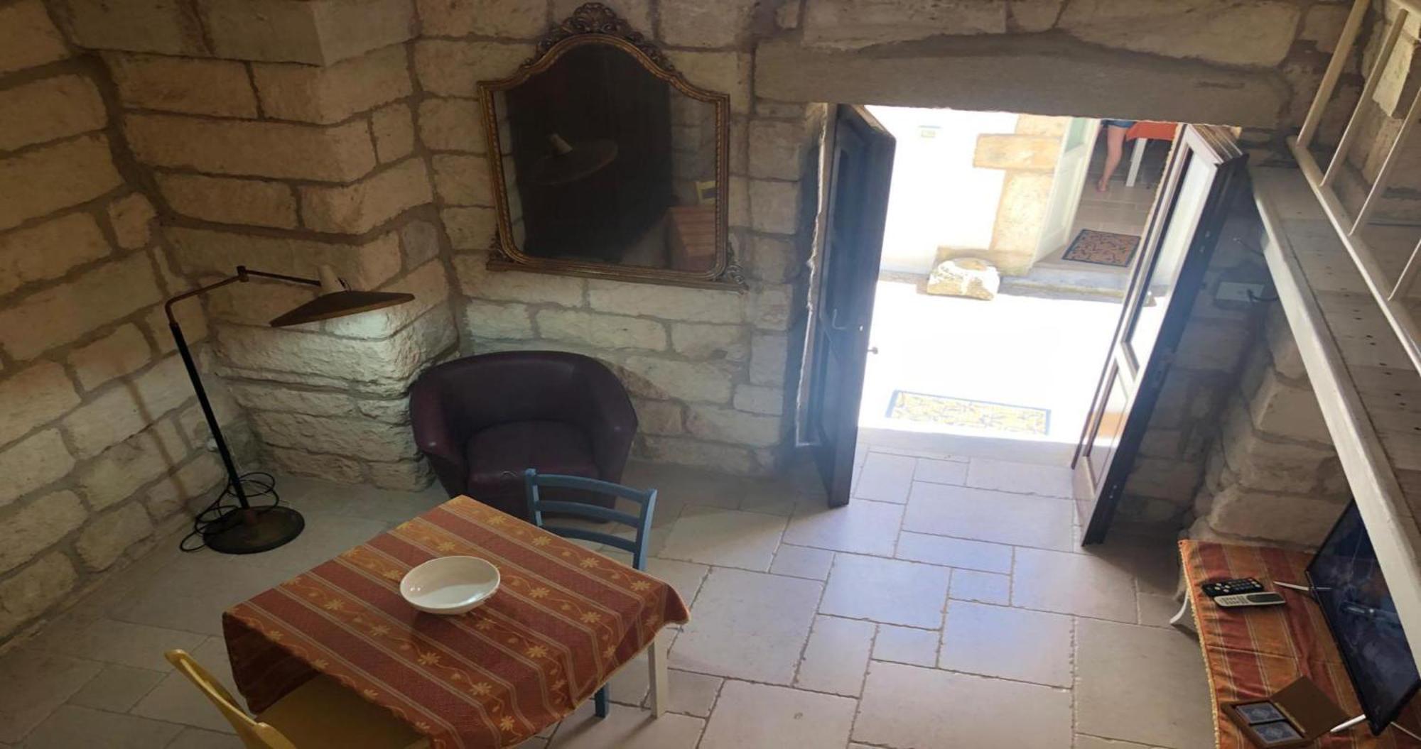 Odegos Monolocali Vico Sant'Antonio Villa Carpignano Salentino Exteriör bild