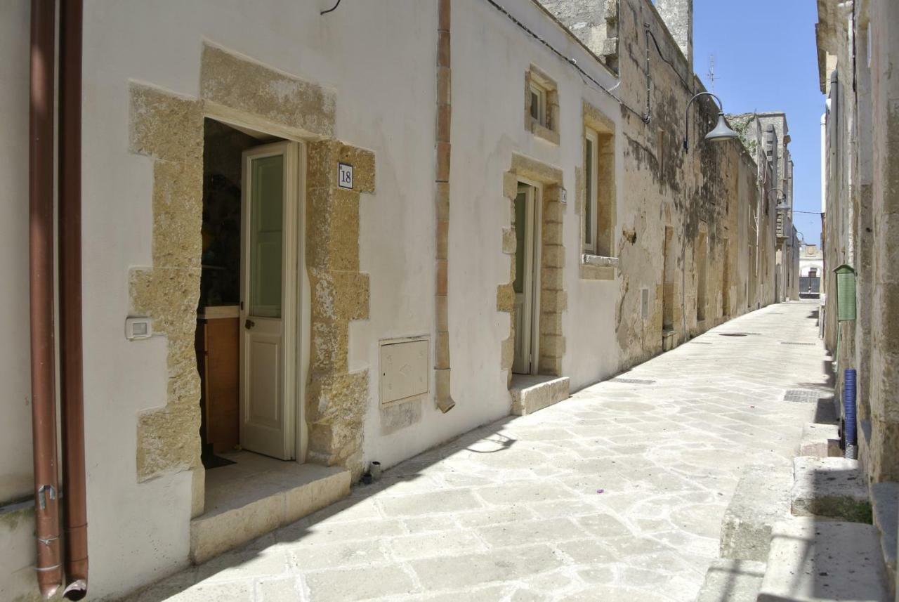 Odegos Monolocali Vico Sant'Antonio Villa Carpignano Salentino Exteriör bild